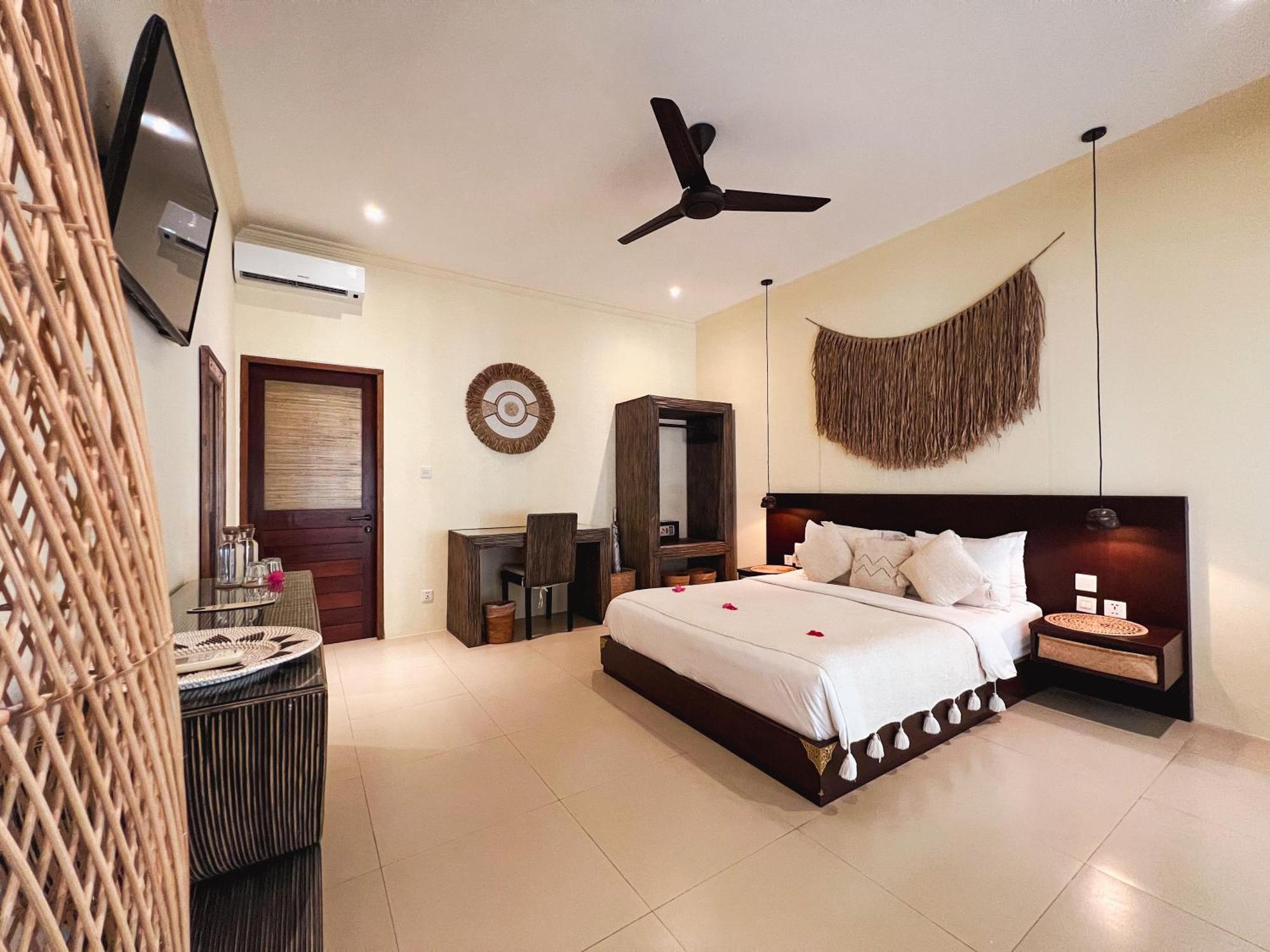 Rascals Hotel - Adults Only Kuta  Room photo