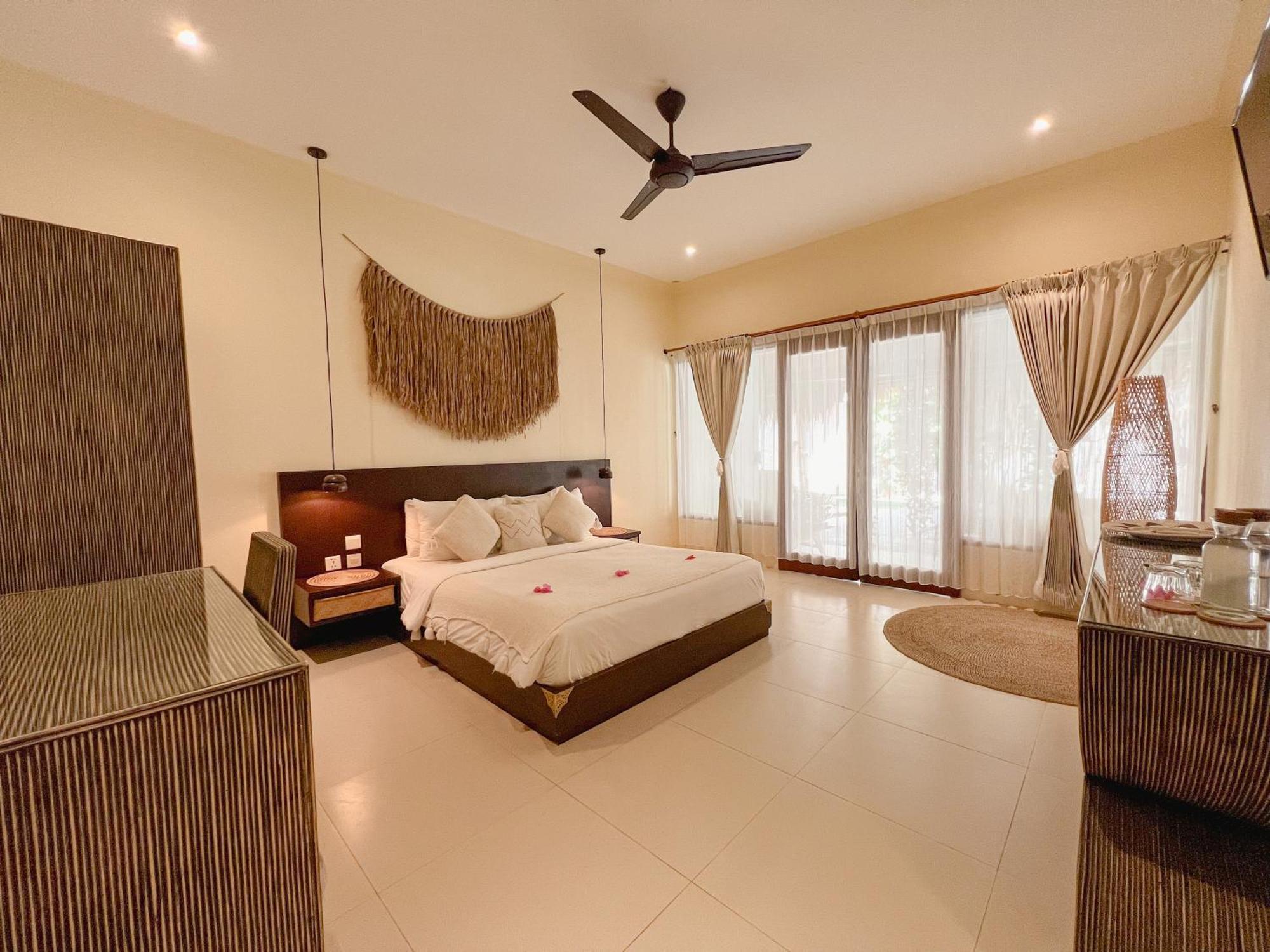 Rascals Hotel - Adults Only Kuta  Room photo